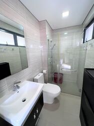 Jalan Naung (D19), Apartment #555148351